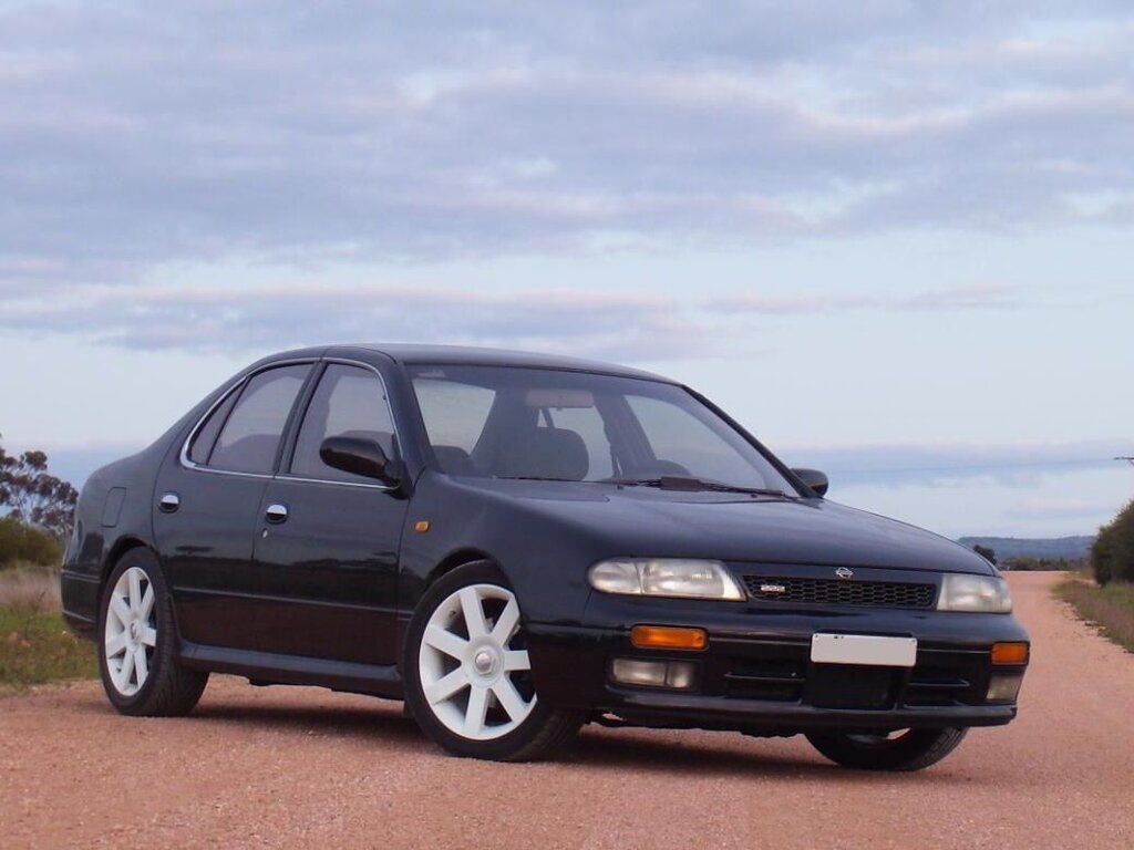 Nissan Bluebird (U13) 9 поколение, седан (11.1993 - 12.1997)
